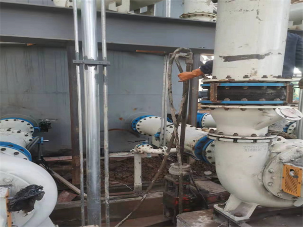 白塔设备基础沉降下沉注浆加固增加荷载